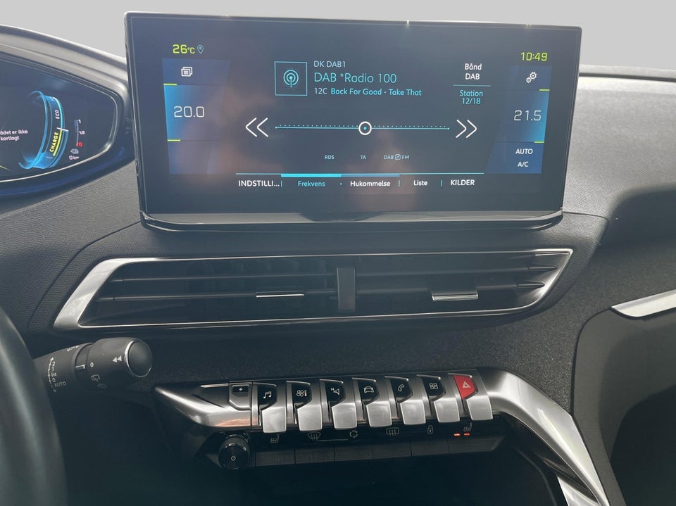 Peugeot 3008 1,6 Hybrid Selection EAT8 5d