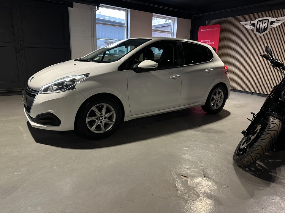 Peugeot 208 1,2 VTi 82 Active 5d