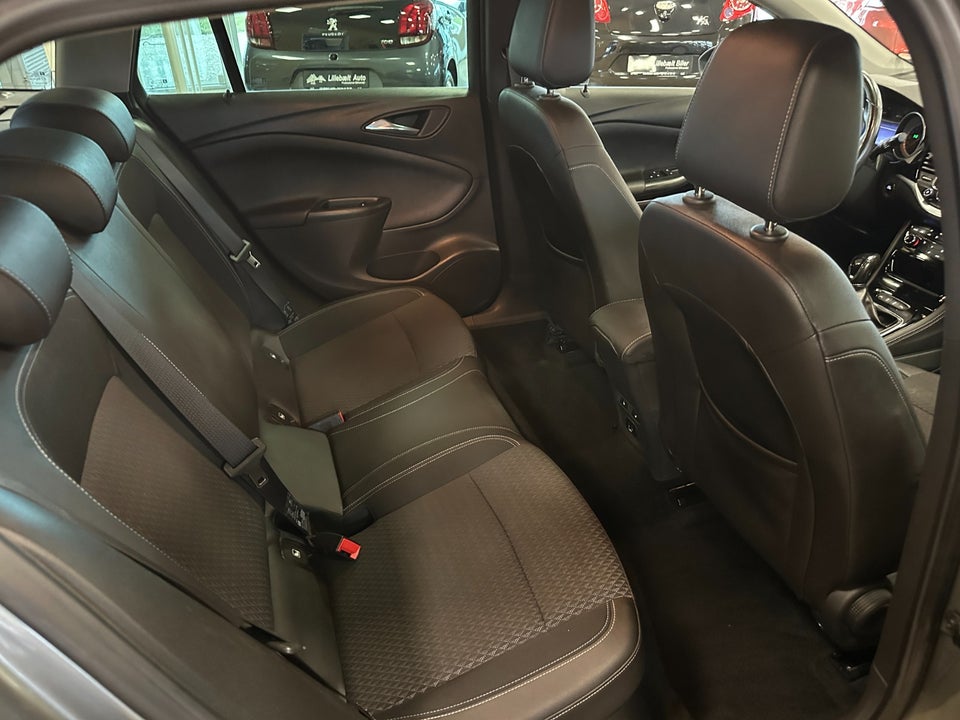 Opel Astra 1,6 CDTi 136 Innovation Sports Tourer 5d