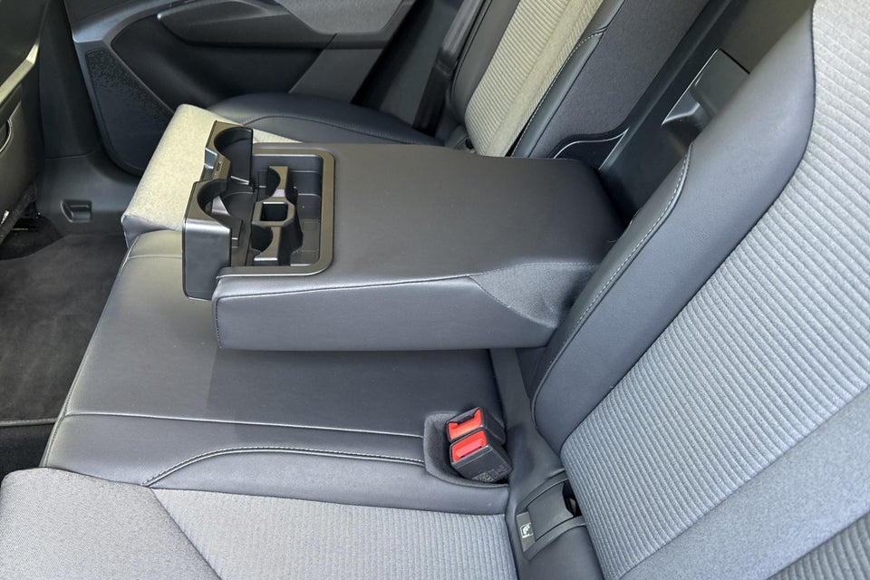 Skoda Enyaq 80 iV Plus 5d