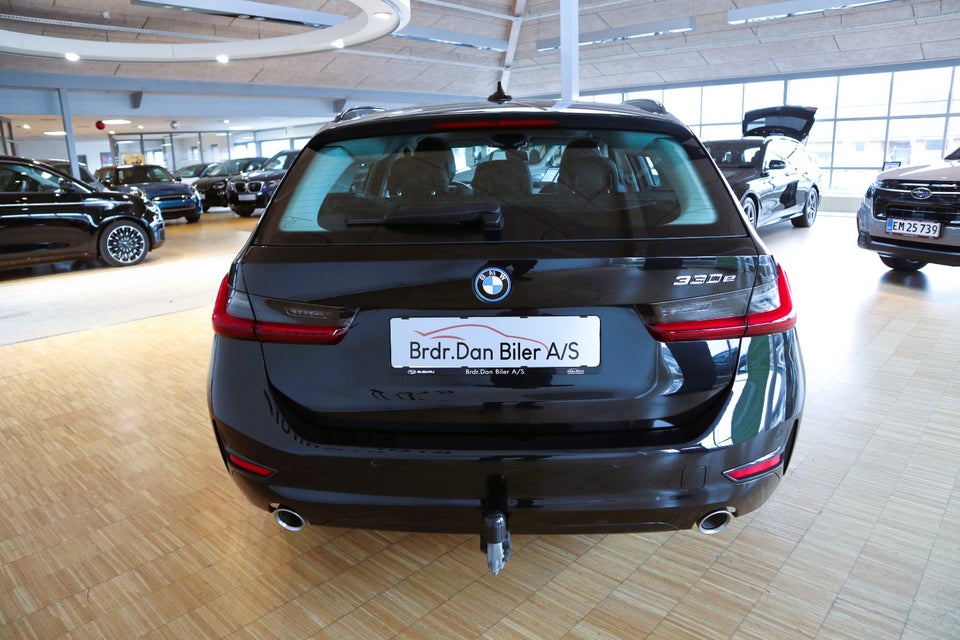BMW 330e 2,0 Touring Sport Line aut. 5d