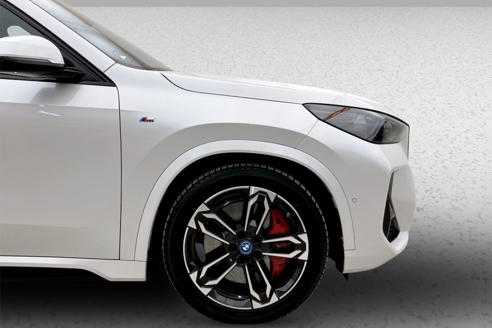 BMW iX1 xDrive30 M-Sport 5d