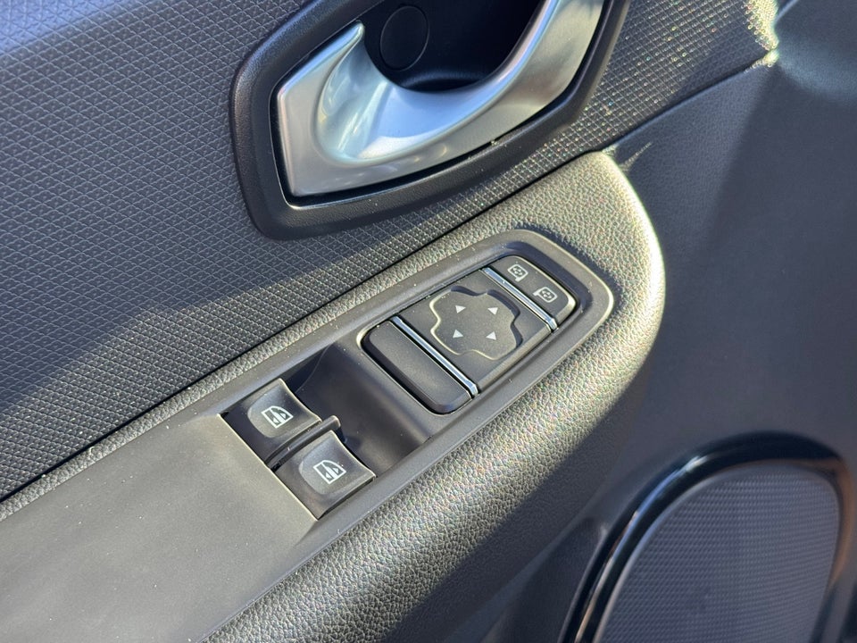 Renault Clio IV 0,9 TCe 90 Zen Sport Tourer 5d