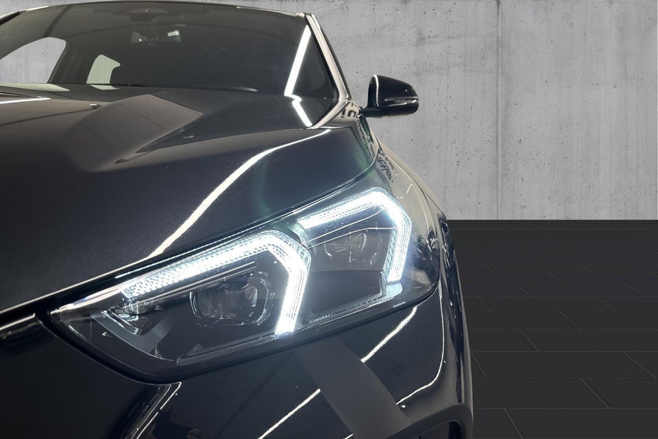 BMW iX1 eDrive20 M-Sport Pro 5d