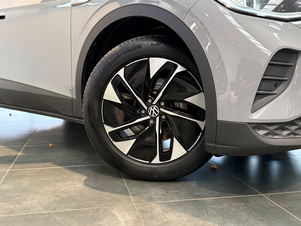 VW ID.4 77 Pro Performance Tech 5d