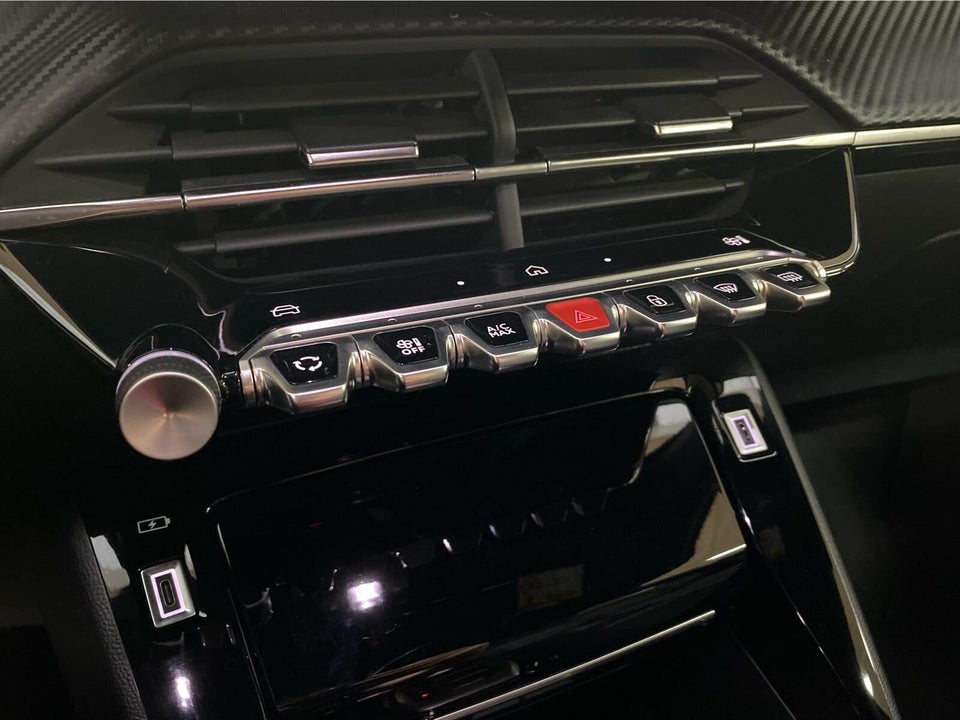 Peugeot e-2008 50 Allure 5d