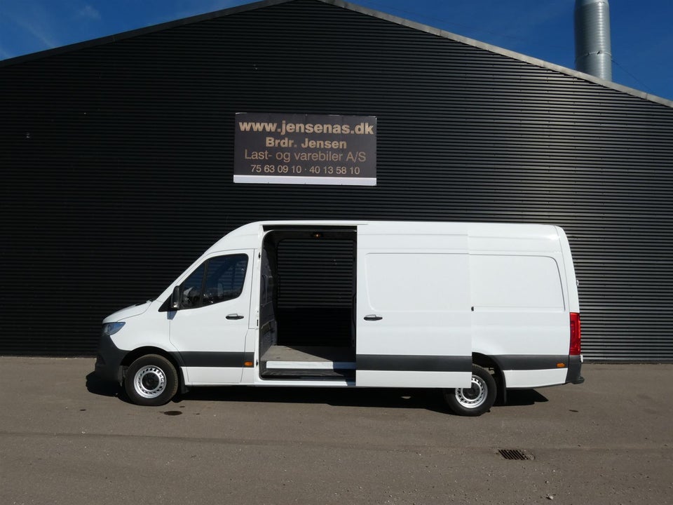 Mercedes Sprinter 317 2,0 CDi A3 Kassevogn aut. RWD