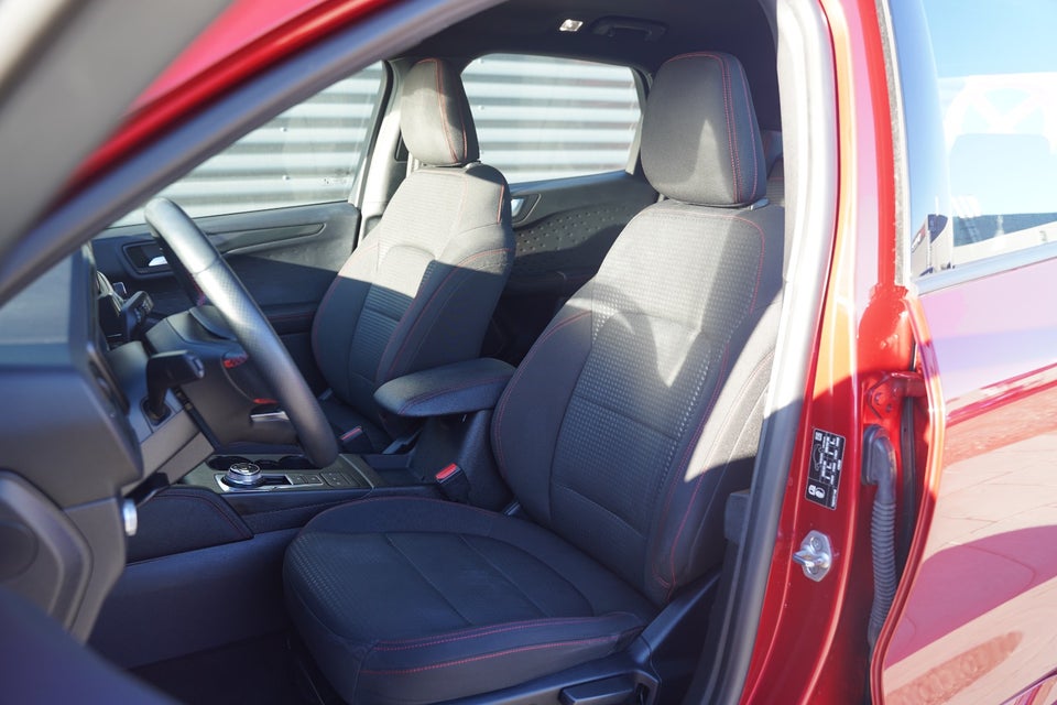 Ford Kuga 2,5 PHEV ST-Line CVT 5d