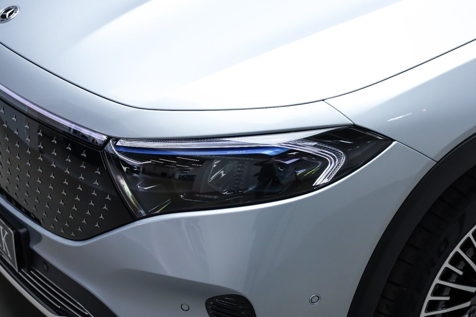 Mercedes EQB250+ Electric Art 5d