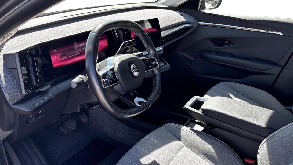 Renault Megane E-Tech 40 Equilibre 5d