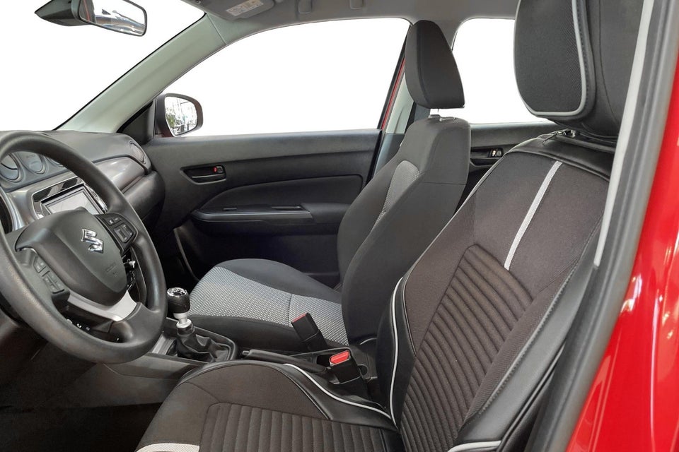 Suzuki Vitara 1,4 mHybrid Touch 5d