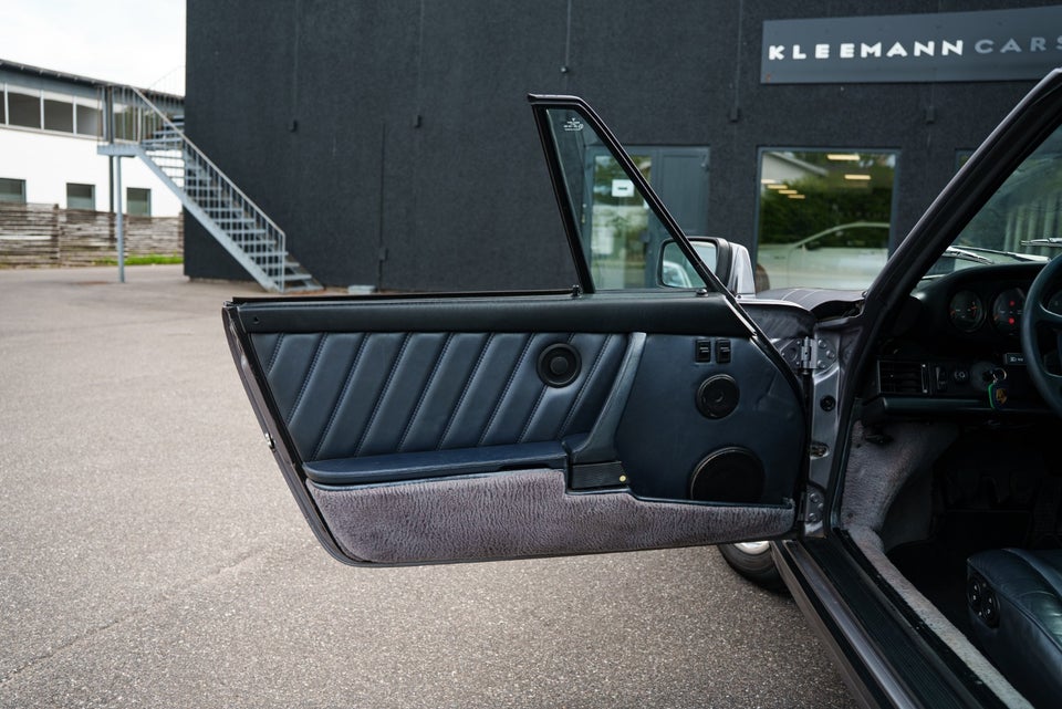 Porsche 911 3,2 Carrera Targa Commemorative Edition 2d