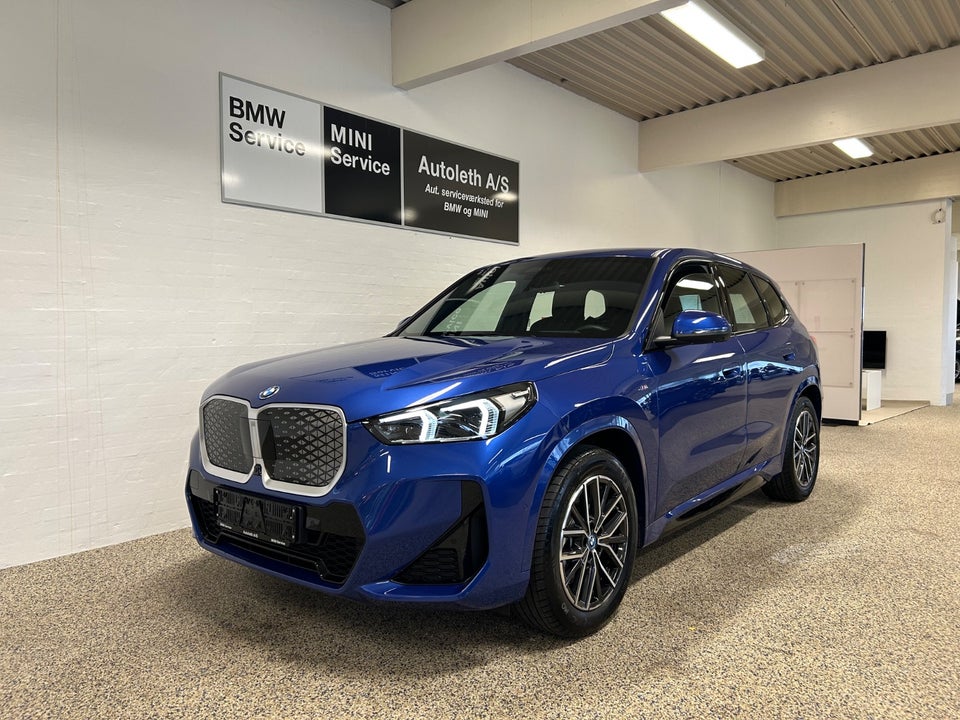 BMW iX1 xDrive30 Fully Charged M-Sport 5d