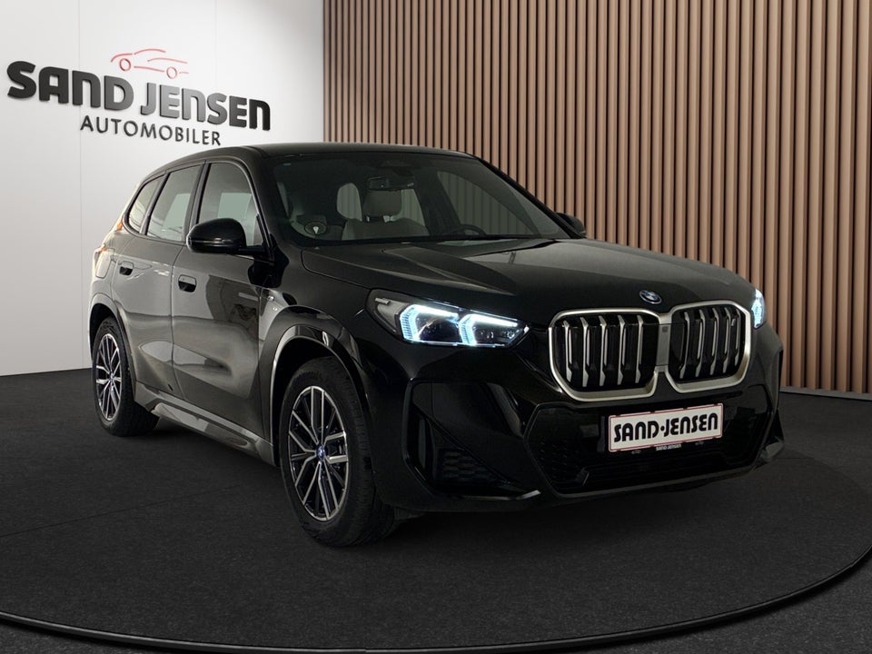 BMW iX1 xDrive30 M-Sport Premium 5d