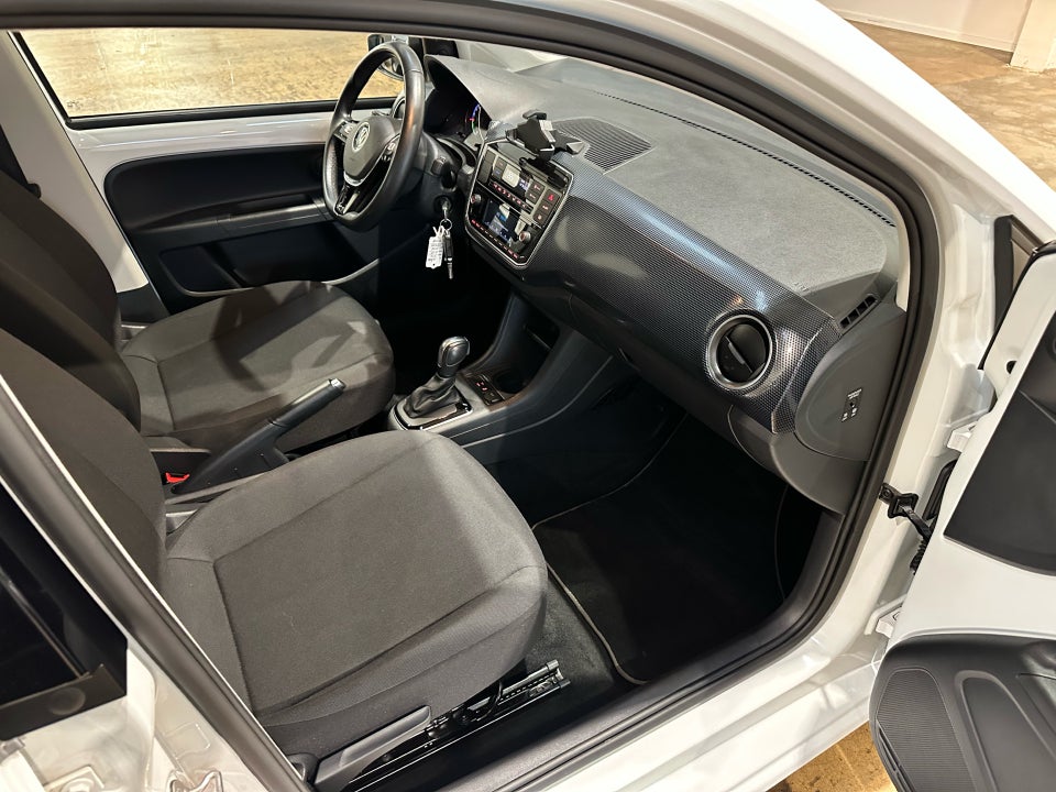 VW e-Up! Move Up! 5d