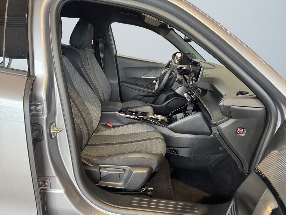 Peugeot e-2008 50 Allure 5d