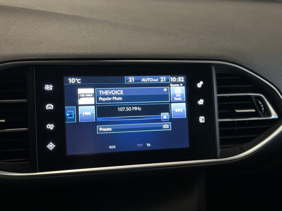 Peugeot 308 1,2 e-THP 130 Active SW 5d