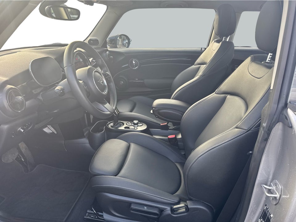 MINI Cooper SE Maximise 3d