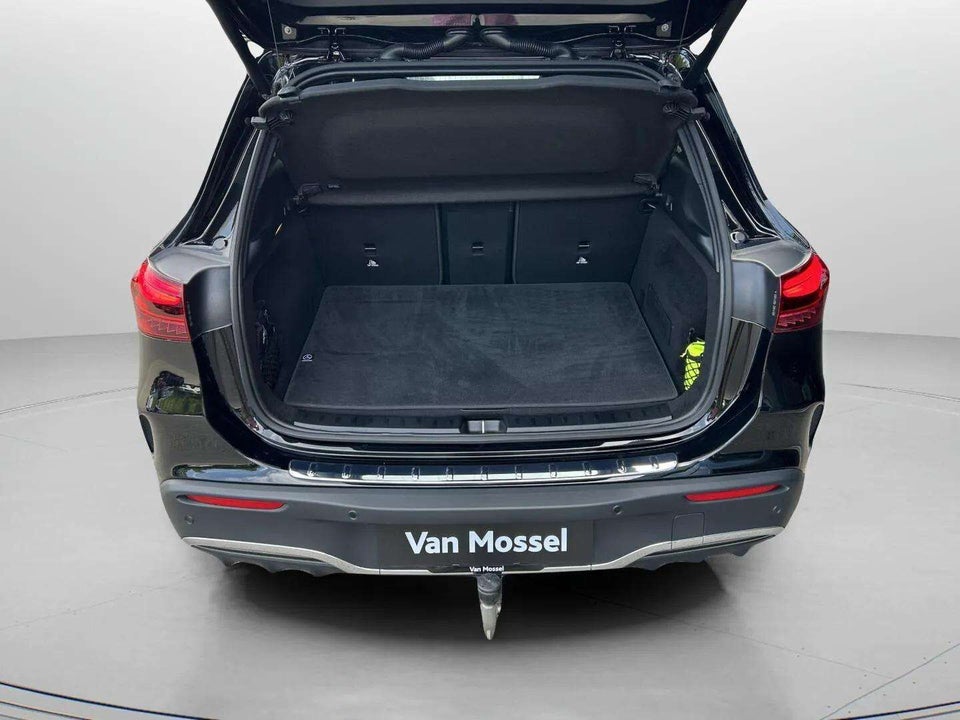 Mercedes EQA250+ AMG Premium 5d