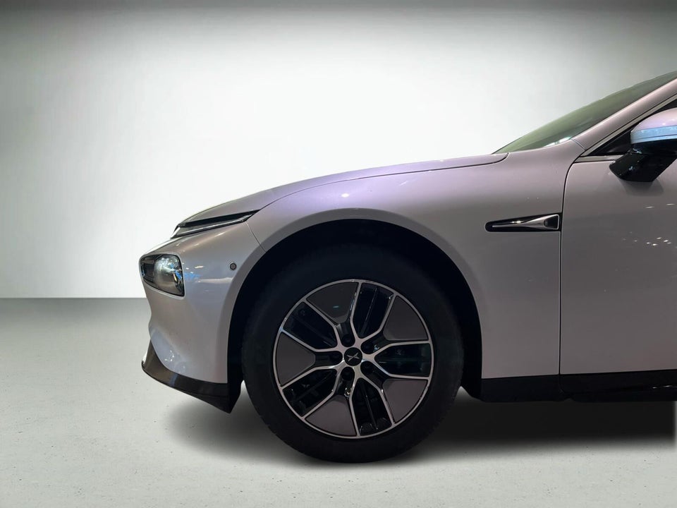 Xpeng P7 Long Range 4d