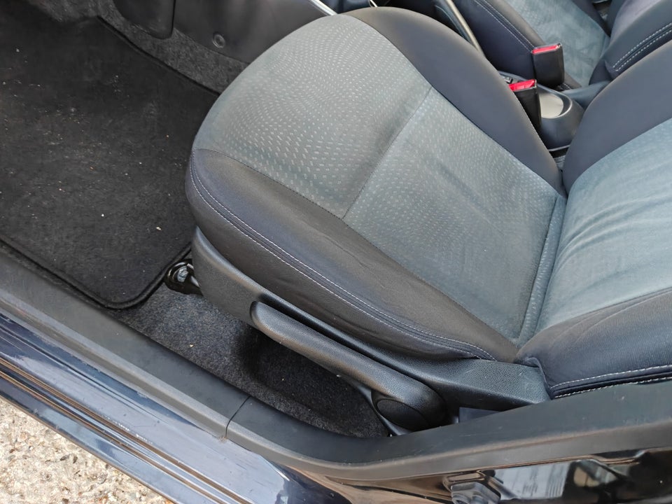 Nissan Micra 1,2 Tekna 5d