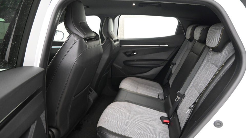 Renault Megane E-Tech 60 Techno 5d