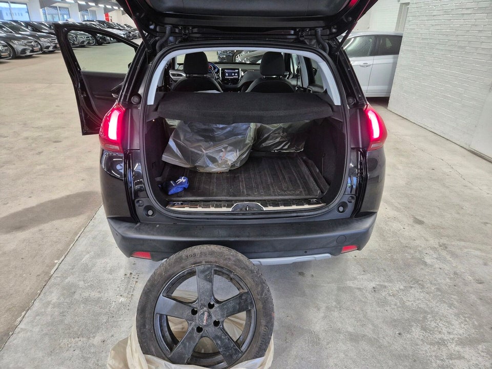 Peugeot 2008 1,5 BlueHDi 100 Prestige Sky 5d