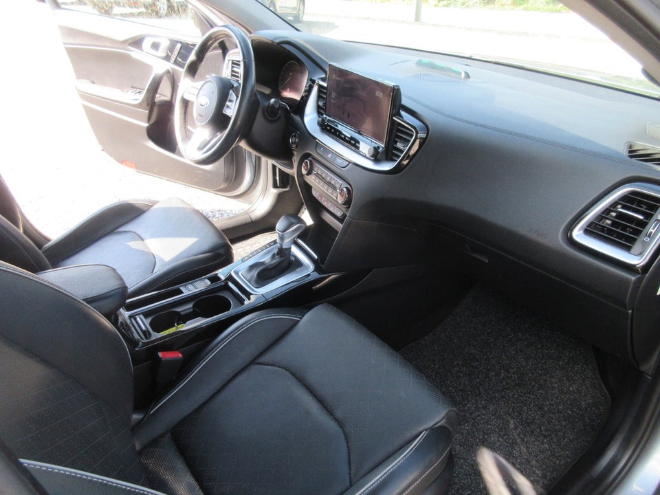 Kia XCeed 1,6 PHEV Upgrade DCT 5d