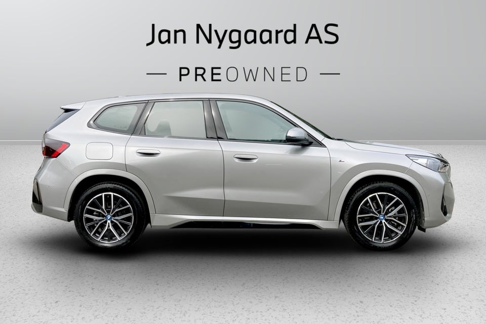 BMW iX1 eDrive20 M-Sport 5d