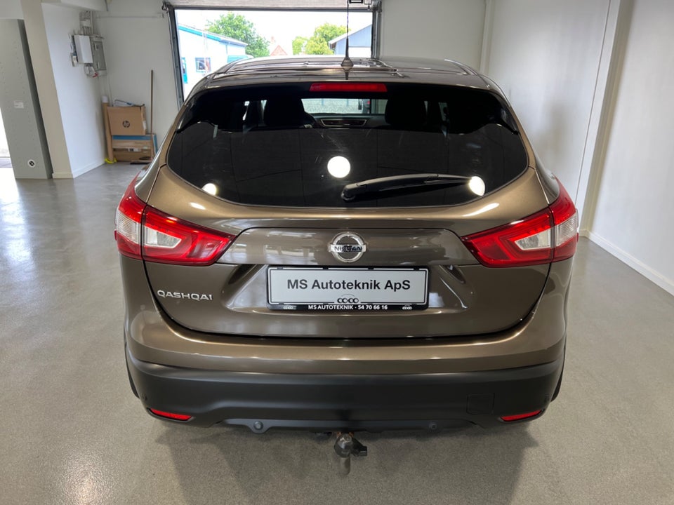 Nissan Qashqai 1,2 Dig-T 115 N-Connecta 5d