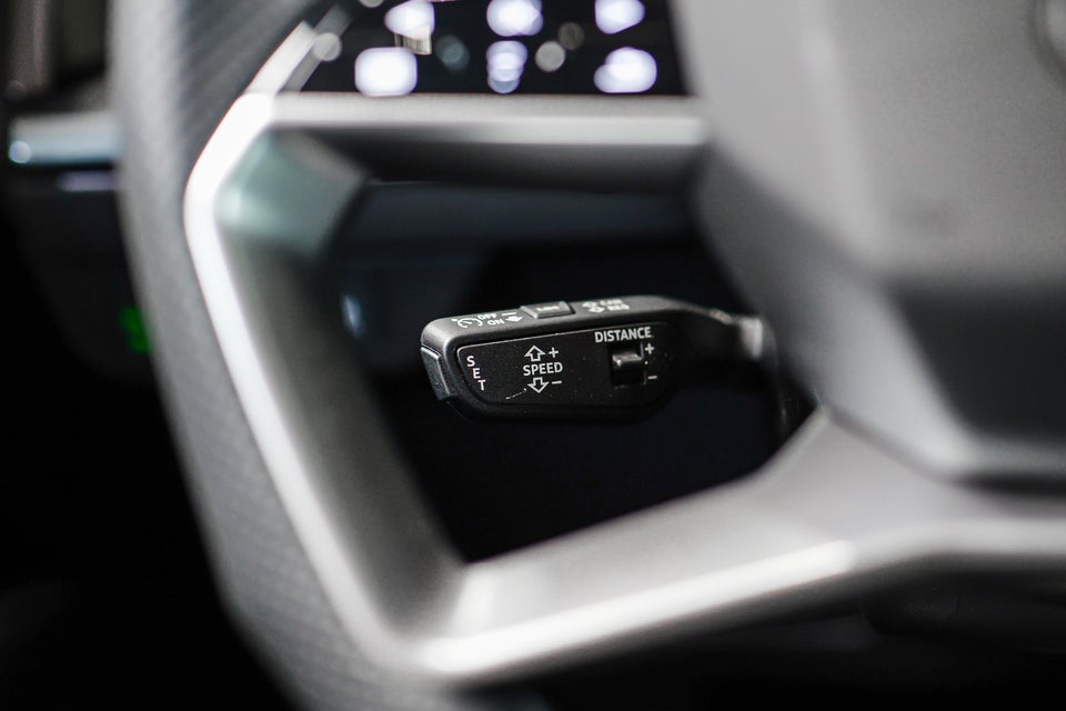 Audi Q4 e-tron 45 S-line quattro 5d