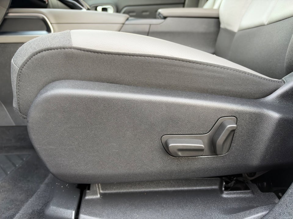 Citroën C5 Aircross 1,6 PHEV Shine Pack EAT8 5d