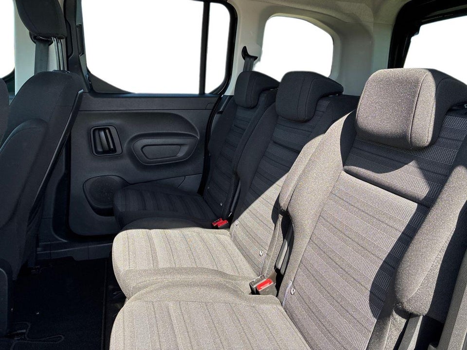Opel Combo-e Life 50 Ultimate L1 5d