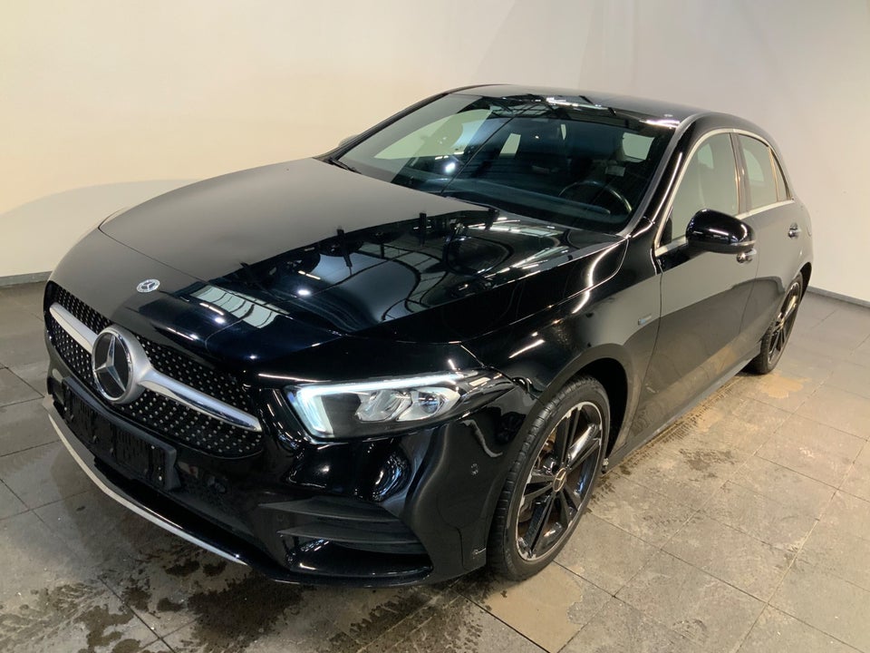 Mercedes A250 e 1,3 AMG Line aut. 5d