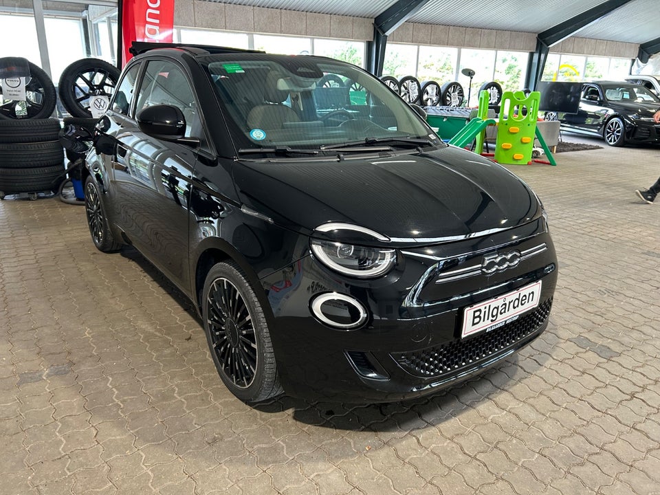 Fiat 500e 42 Icon Cabrio 2d