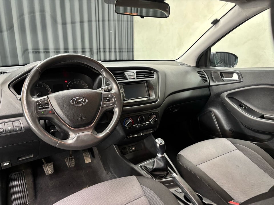 Hyundai i20 1,25 Vision 5d