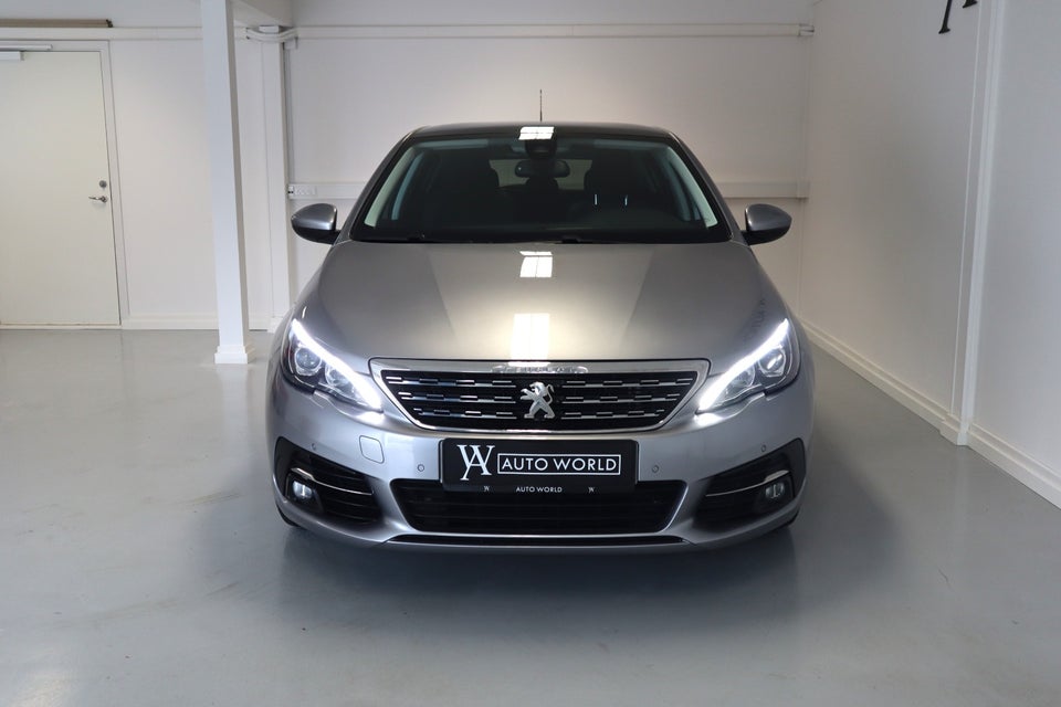 Peugeot 308 1,6 BlueHDi 120 Allure Sky 5d