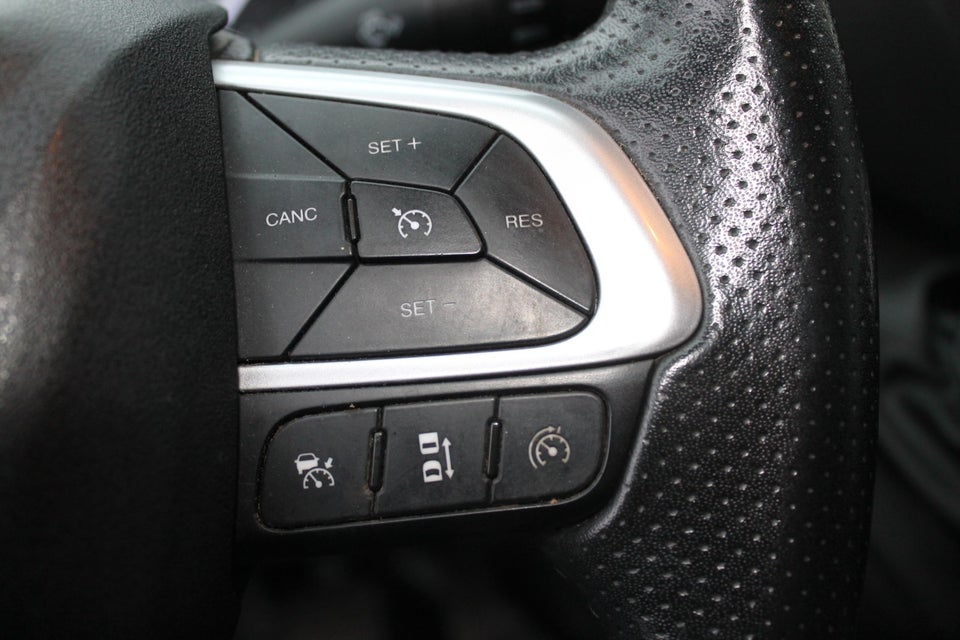 Iveco Daily 2,3 35S16 18m³ Van AG8