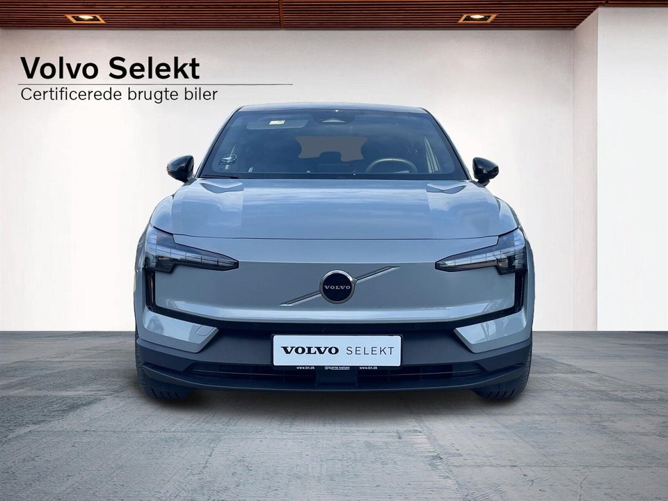 Volvo EX30 Extended Range Plus 5d