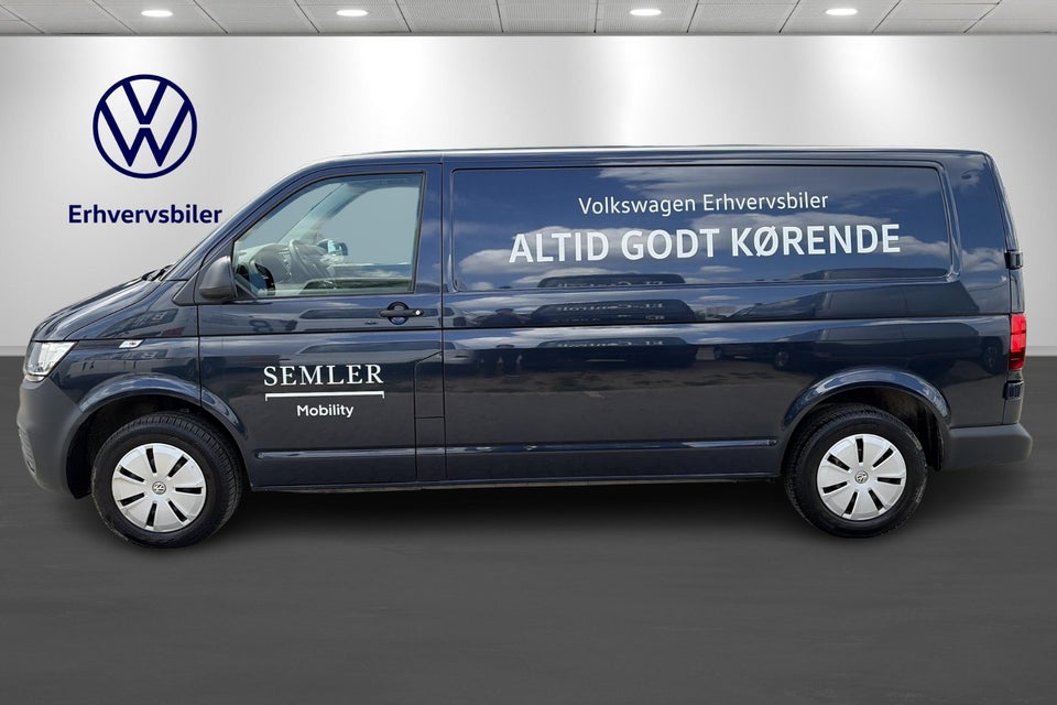 VW Transporter 2,0 TDi 110 Kassevogn lang