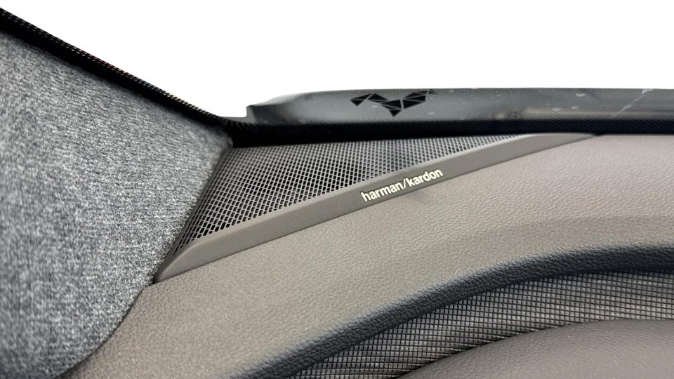 Renault Scenic E-Tech 87 Iconic 5d