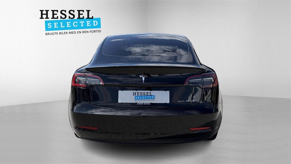 Tesla Model 3 Long Range AWD 4d