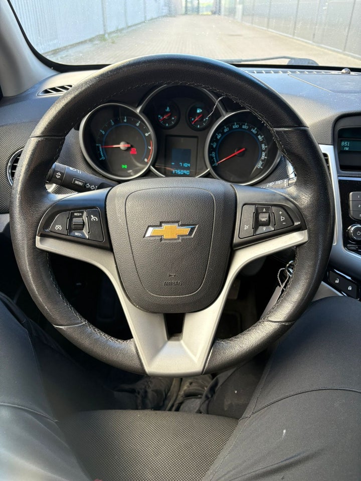 Chevrolet Cruze 1,8 LT 5d