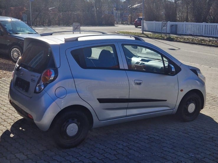 Chevrolet Spark 1,0 L 5d