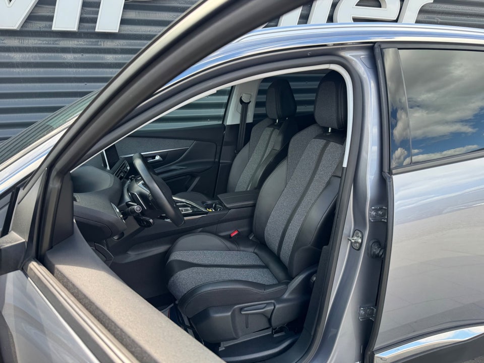 Peugeot 3008 1,5 BlueHDi 130 Allure Limited EAT8 5d
