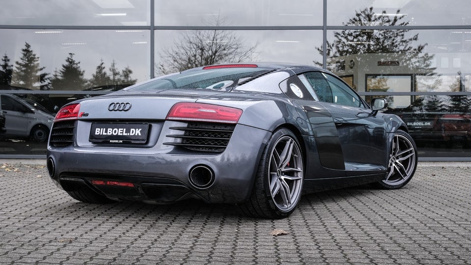 Audi R8 4,2 FSi Coupé quattro S-tr. 2d