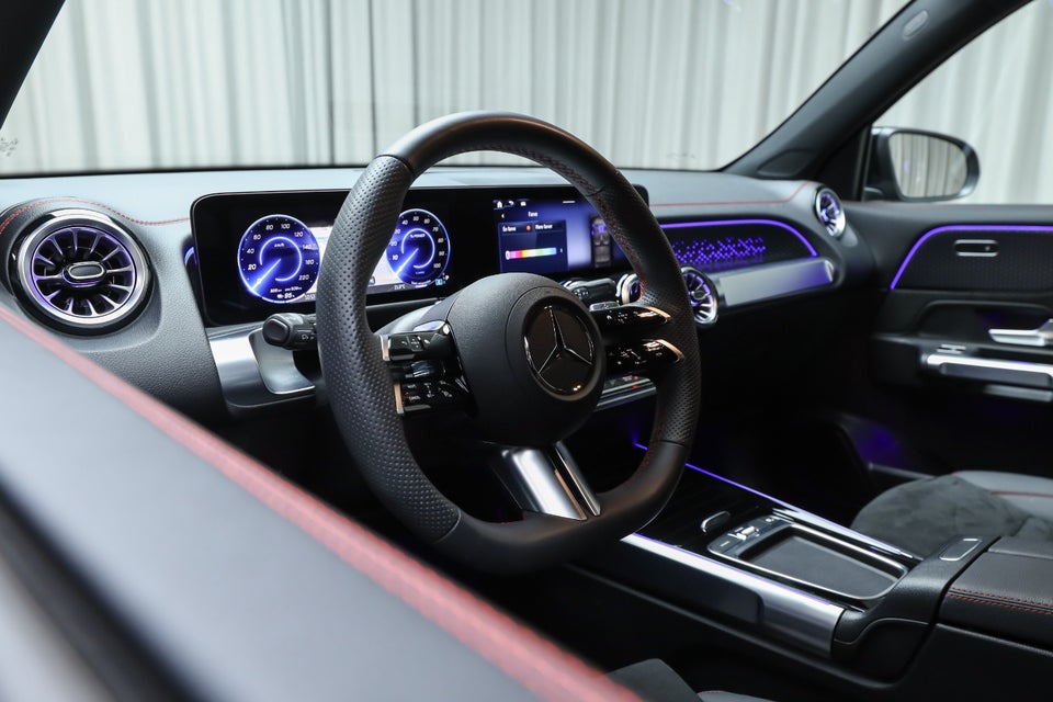 Mercedes EQB250+ AMG Advance 5d