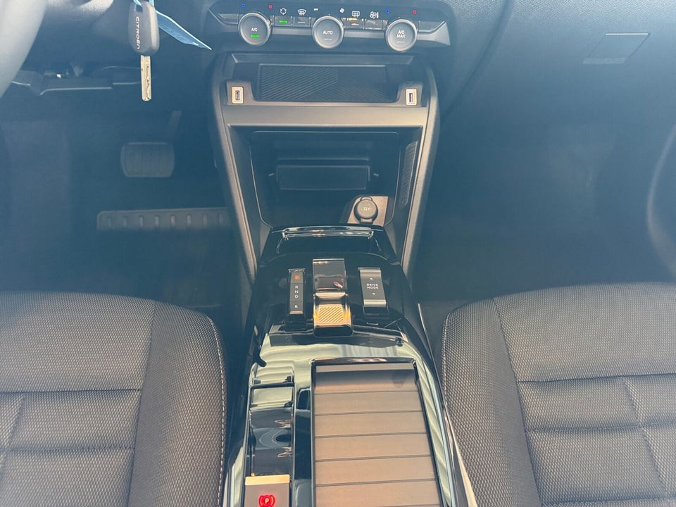 Citroën ë-C4 X 54 Plus 4d