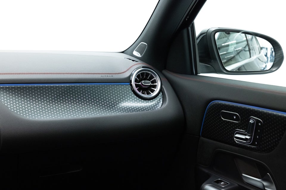 Mercedes EQA350 AMG Premium 4Matic 5d