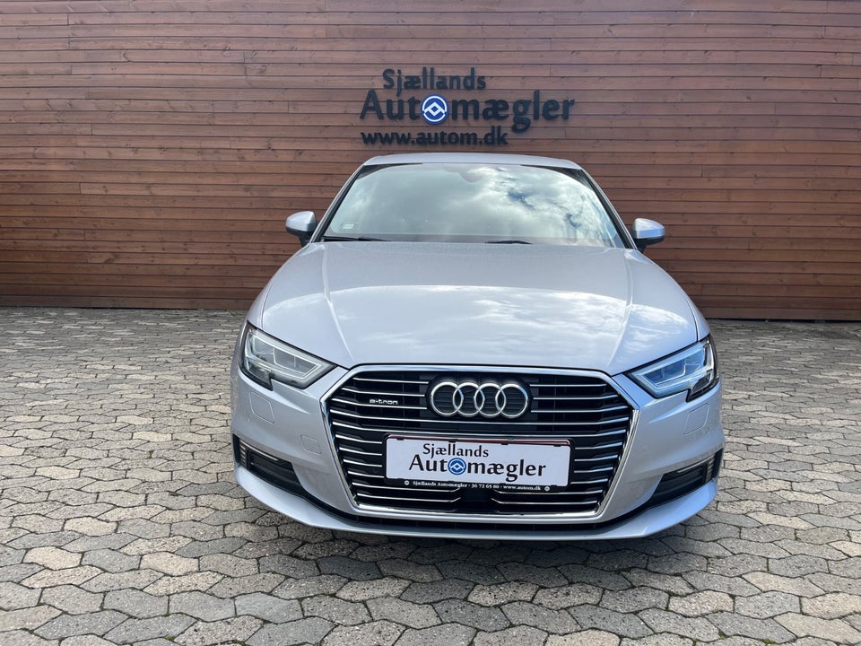 Audi A3 1,4 e-tron Sportback S-tr. 5d